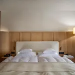 Schwarzwand 4* Lech am Arlberg