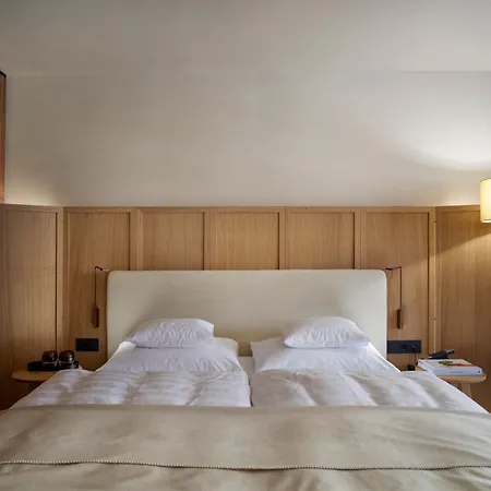 Schwarzwand 4* Lech am Arlberg