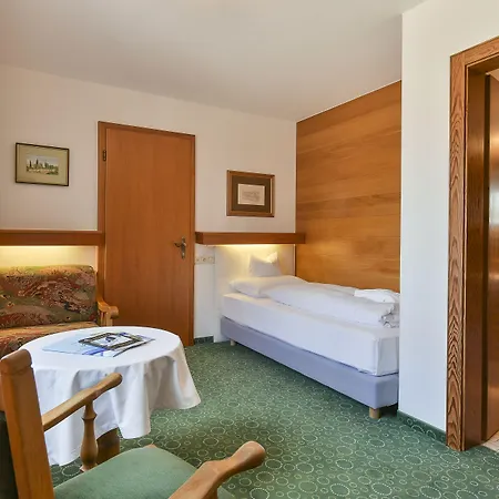 Schwarzwand Szálloda Lech am Arlberg