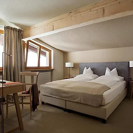 Hotell Schwarzwand 4*