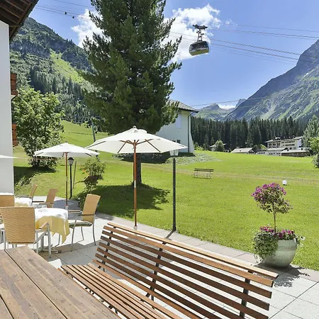 Schwarzwand 4* Lech am Arlberg